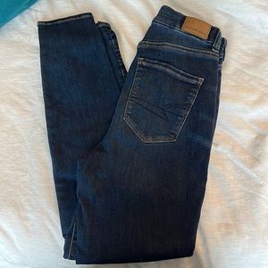 NWT American Eagle Curvy High Rise Jegging- Dark Wash
